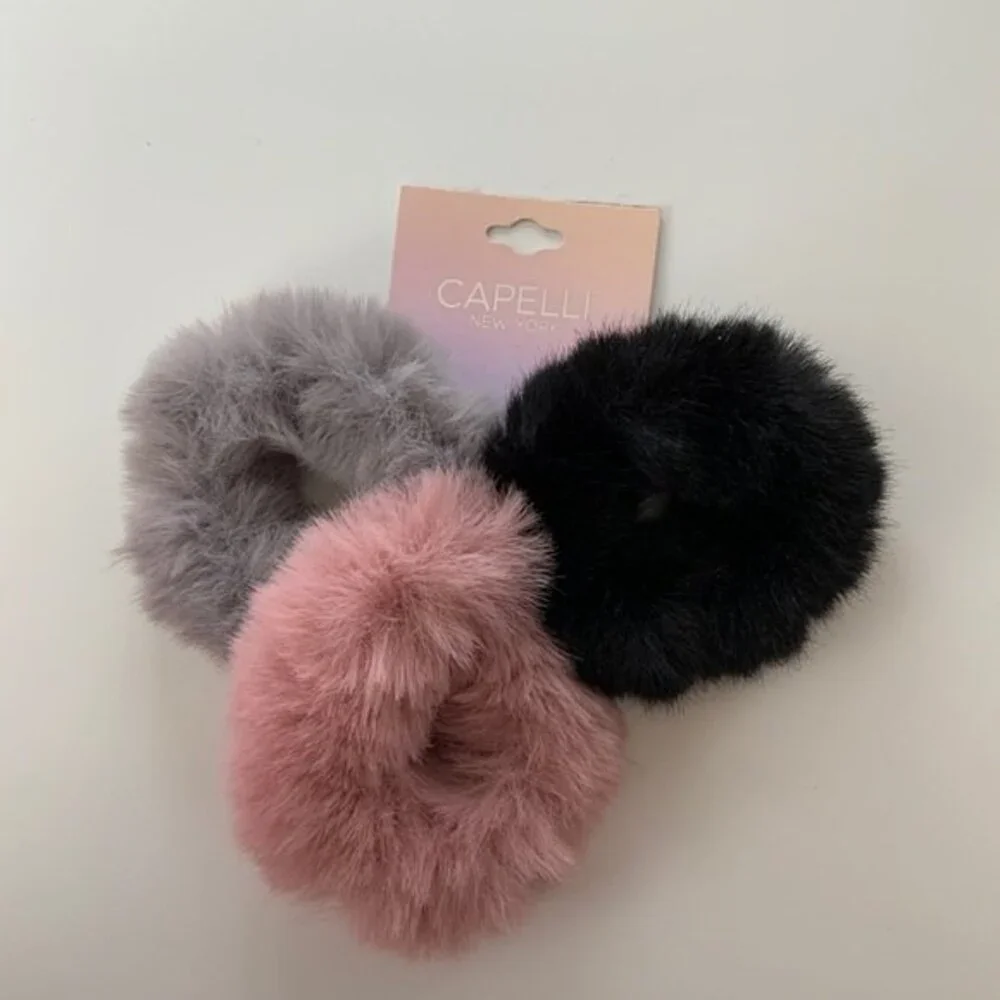 Capelli New York Fluffy Scrunchie 3 Pieces